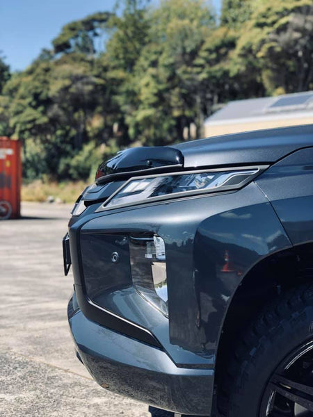 BONNET GUARD - MITSUBISHI TRITON 2019+ installed side view