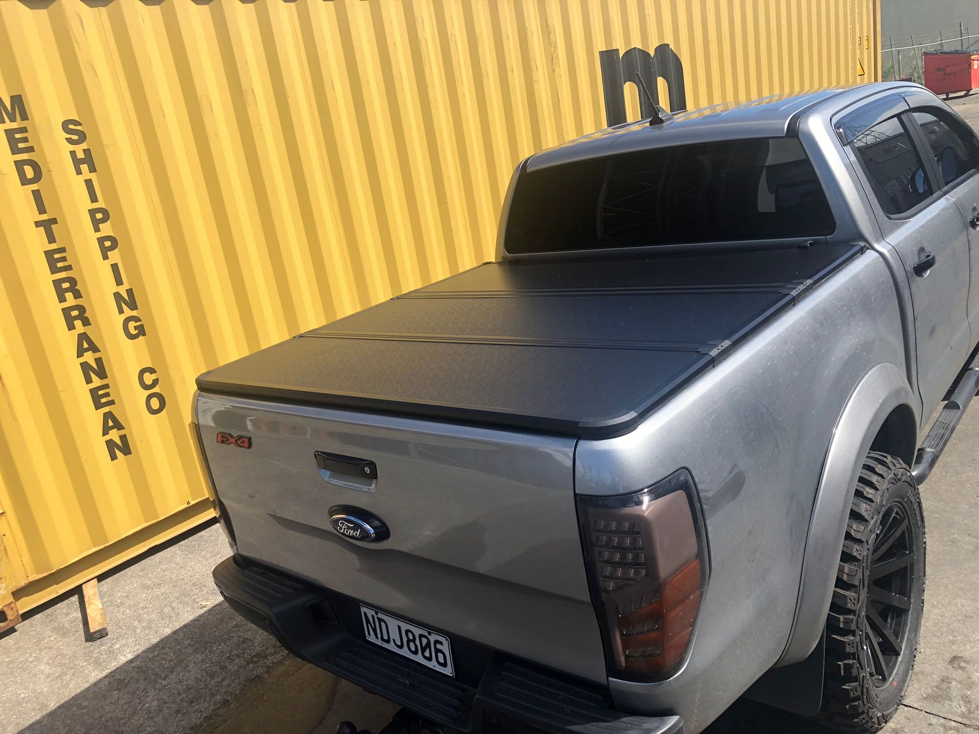 FORD RANGER ALUMINIUM TRI FOLD HARDLID 2012 - 2022 models (Double cab ...
