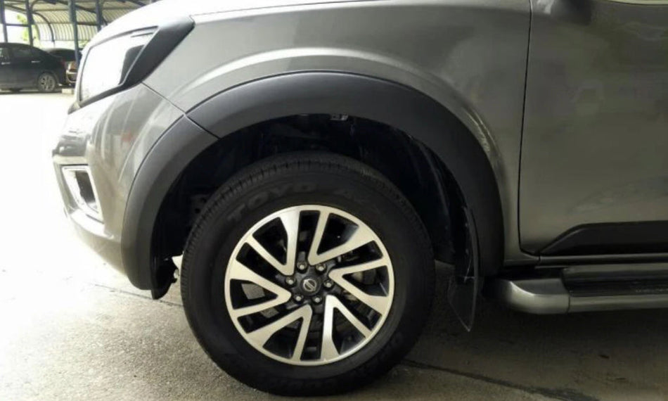 NISSAN NAVARA SMOOTH FLARES